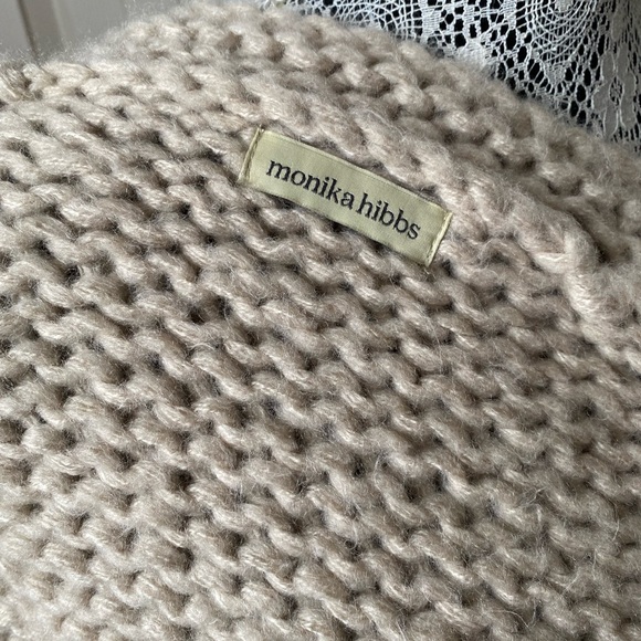 Monika Hibbs cardigan - Picture 2 of 3